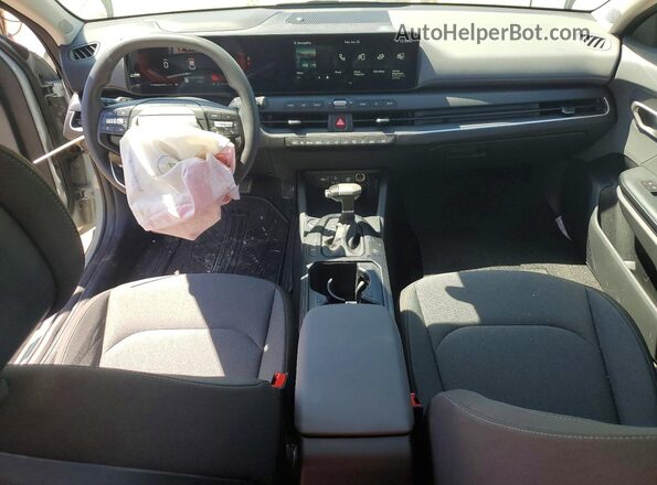 3KPFT4DE0TE284417 2026 KIA K4 Green Вид панелі приладів