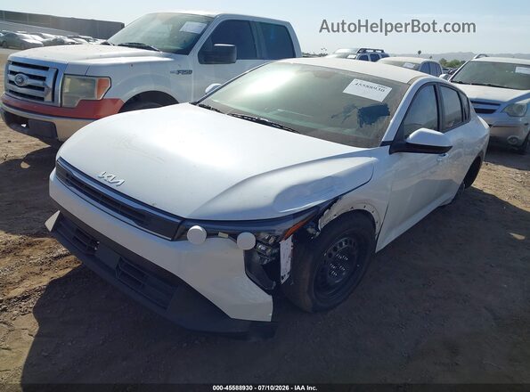 3KPFT4DE0TE315097 2026 KIA K4 White Передня ліва чверть