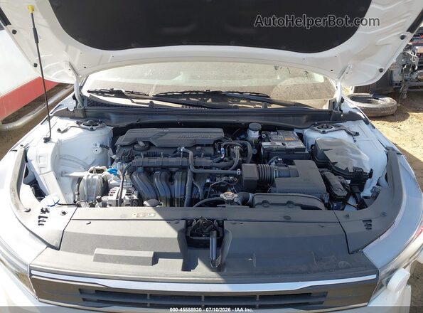 3KPFT4DE0TE315097 2026 KIA K4 White Вид ззаду