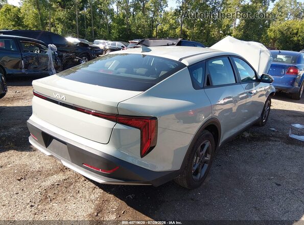 3KPFT4DE0TE323488 2026 KIA K4 Gray Задня права чверть