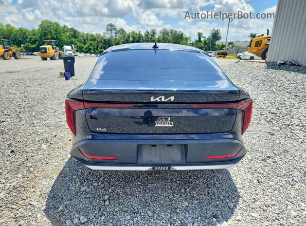 3KPFT4DE1SE094723 2025 KIA K4 Black Widok z tyłu