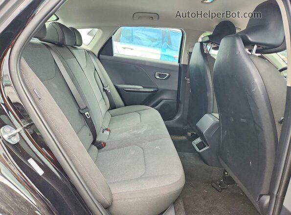 3KPFT4DE1SE111083 2025 KIA K4 Черный Вид задних сидений