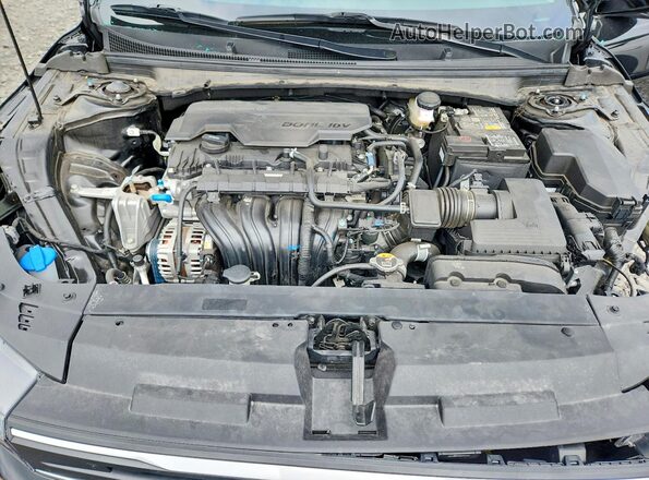 3KPFT4DE1SE111083 2025 KIA K4 Черный Вид задней части салона