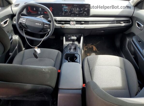 3KPFT4DE1SE141720 2025 KIA K4 Silver წინა პანელის ხედი