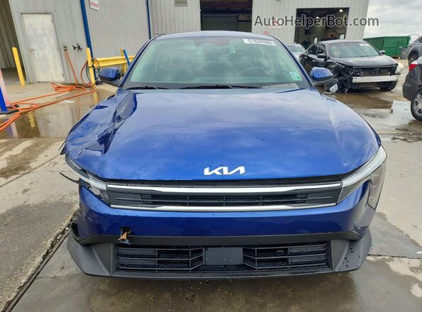 3KPFT4DE1SE164401 2025 KIA K4 Синий Вид спереди