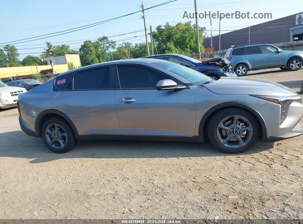 3KPFT4DE1SE179092 2025 KIA K4 Gray Widok wnętrza z tyłu