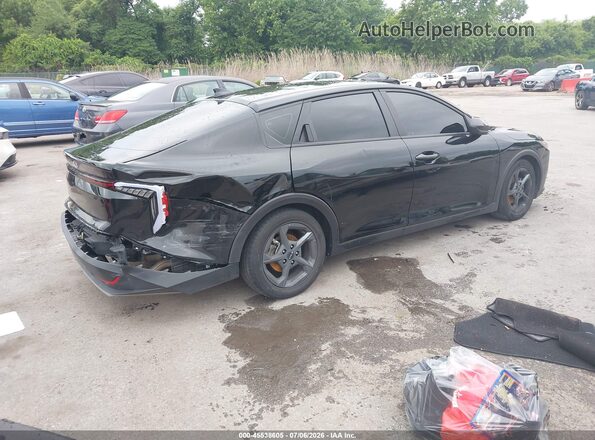 3KPFT4DE1SE221261 2025 KIA K4 Black Задня права чверть