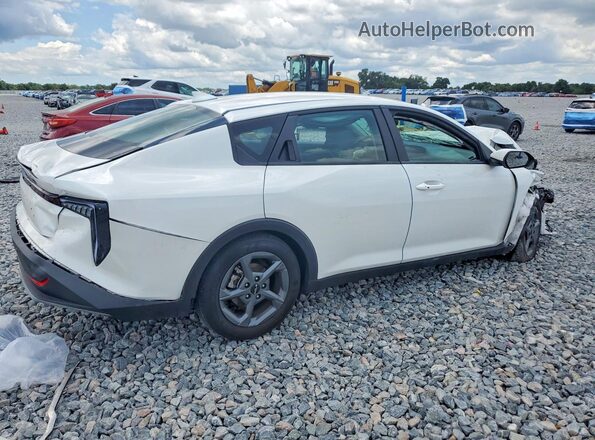 3KPFT4DE2SE020758 2025 KIA K4 White უკანა მარჯვენა