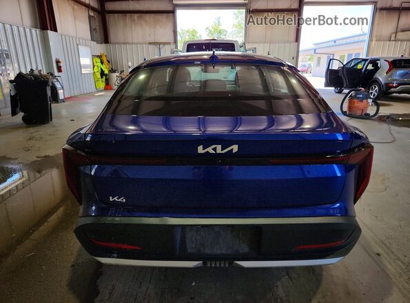 3KPFT4DE2SE068390 2025 KIA K4 Blue Հետևի տեսք