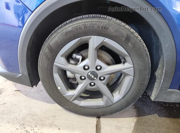 3KPFT4DE2SE068390 2025 KIA K4 Blue 