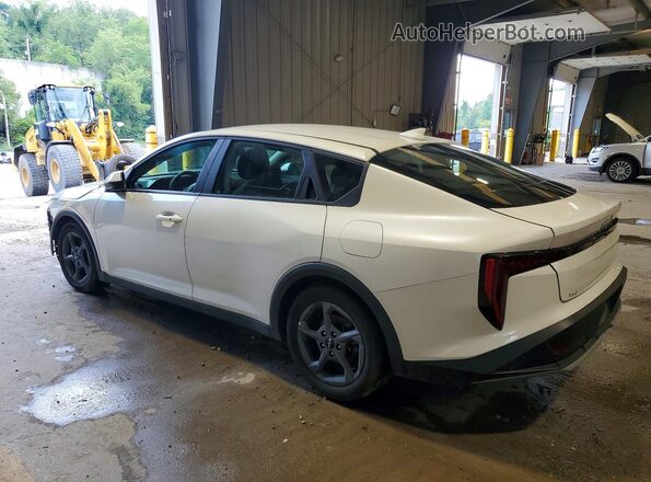 3KPFT4DE2SE100254 2025 KIA K4 White Հետևի ձախ