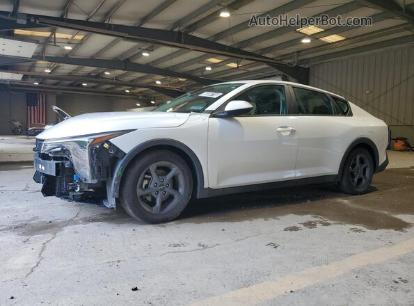 3KPFT4DE2SE100254 2025 KIA K4 White 
