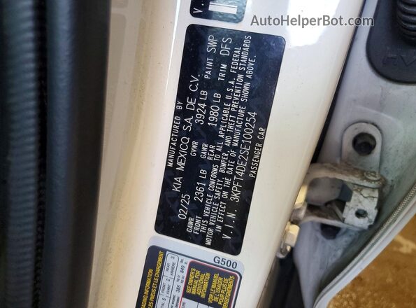 3KPFT4DE2SE100254 2025 KIA K4 White VIN կոդի պիտակի տեսք