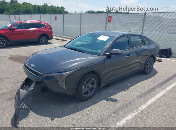 3KPFT4DE2SE228977 2025 KIA K4 Серый Передняя левая четверть