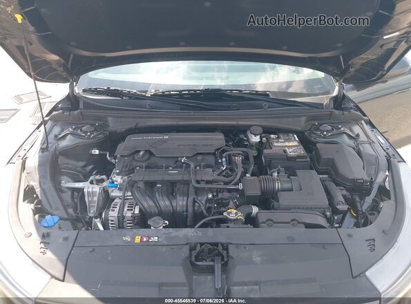 3KPFT4DE2SE228977 2025 KIA K4 Серый Вид сзади
