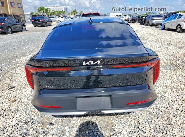 3KPFT4DE2TE291529 2026 KIA K4 Black Вид ззаду