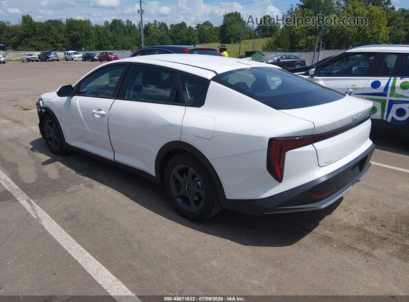 3KPFT4DE2TE302514 2026 KIA K4 White Rear left