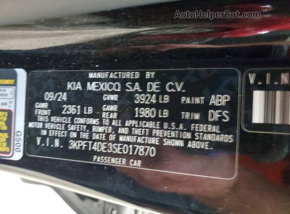 3KPFT4DE3SE017870 2025 KIA K4 Black ძრავის განყოფილების ხედი