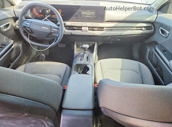 3KPFT4DE3SE029128 2025 KIA K4 Blue წინა პანელის ხედი