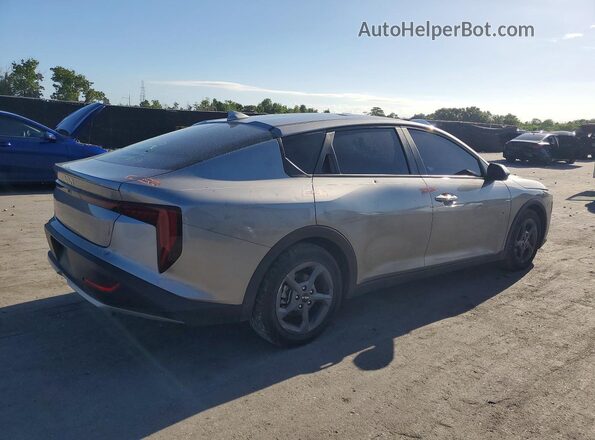 3KPFT4DE3SE029520 2025 KIA K4 Gray Rear right