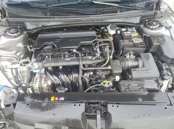 3KPFT4DE3SE042932 2025 KIA K4 Серый Вид задней части салона