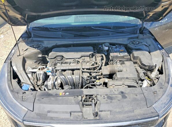 3KPFT4DE3SE067944 2025 KIA K4 Gray Rear interior view