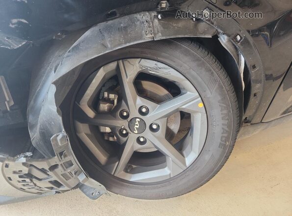 3KPFT4DE3SE099177 2025 KIA K4 Black 