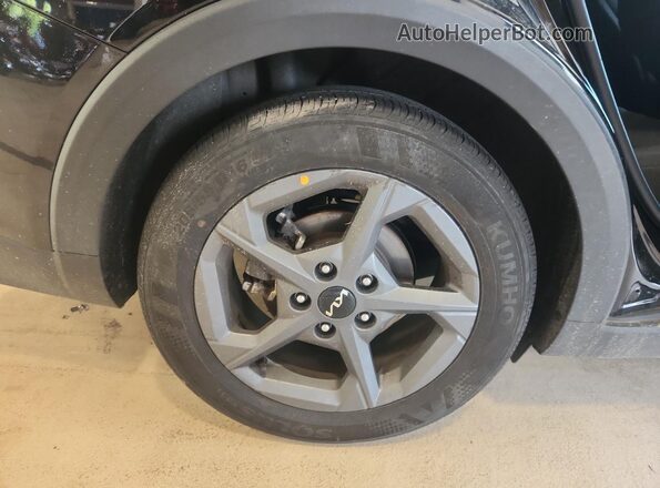 3KPFT4DE3SE099177 2025 KIA K4 Black 