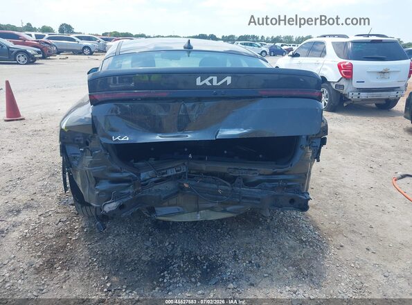 3KPFT4DE3SE134946 2025 KIA K4 Gray Front view