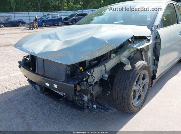 3KPFT4DE3SE145123 2025 KIA K4 Gray Widok z przodu