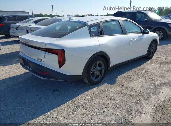 3KPFT4DE3SE148006 2025 KIA K4 Белый Задняя правая четверть
