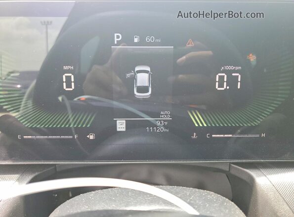 3KPFT4DE3SE180972 2025 KIA K4 White Widok zestawu wskaźników