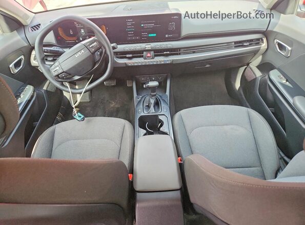 3KPFT4DE4SE021054 2025 KIA K4 Red წინა პანელის ხედი