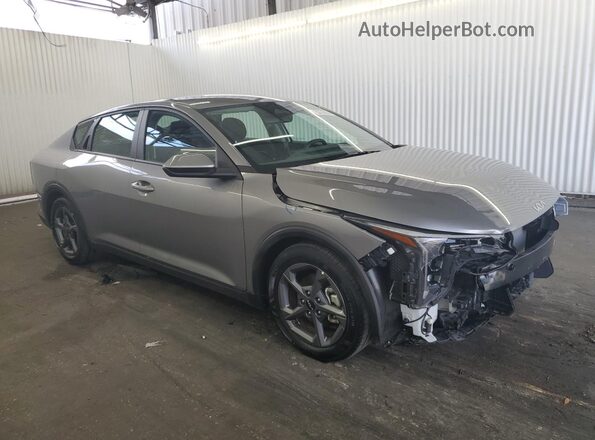 3KPFT4DE4SE075650 2025 KIA K4 Gray 