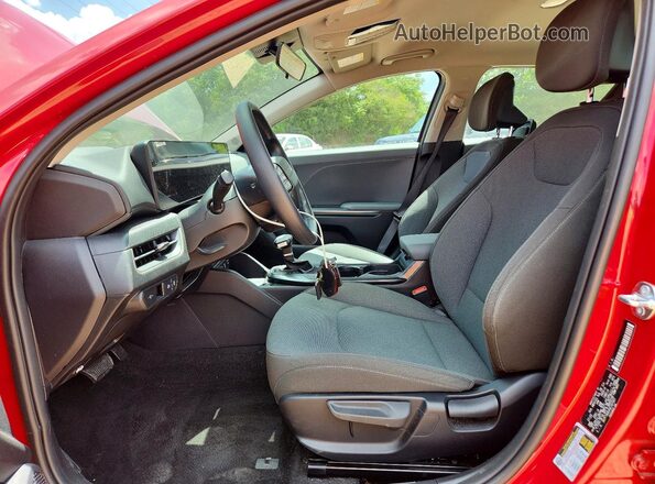 3KPFT4DE4SE187557 2025 KIA K4 Red Front interior view