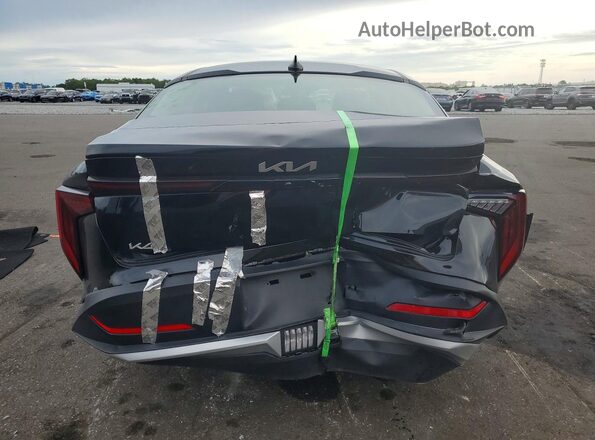 3KPFT4DE4SE226292 2025 KIA K4 Black Հետևի տեսք