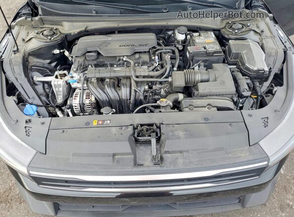 3KPFT4DE4SE226292 2025 KIA K4 Black Սալոնի հետևի տեսք