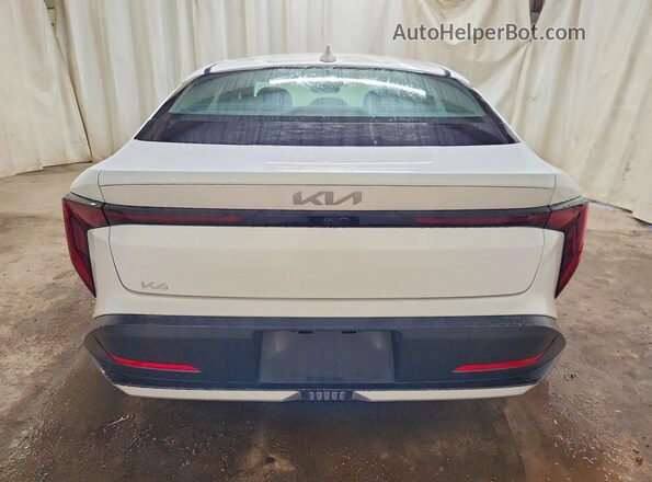 3KPFT4DE4TE257527 2026 KIA K4 White Widok z tyłu
