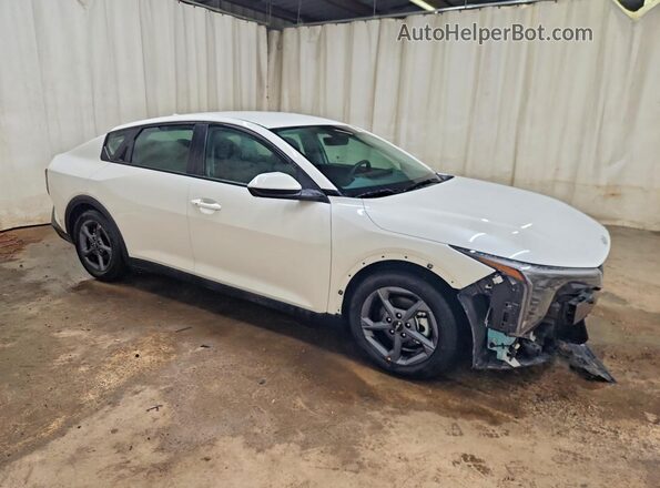 3KPFT4DE4TE257527 2026 KIA K4 White Przód prawy