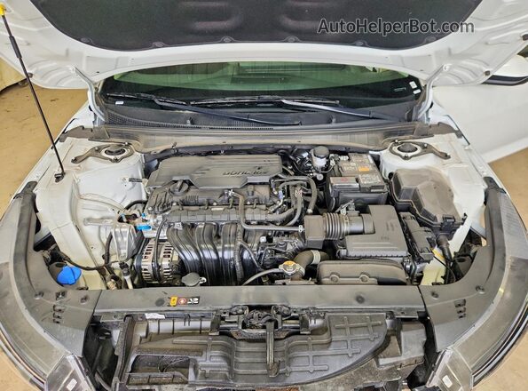3KPFT4DE4TE257527 2026 KIA K4 White Widok wnętrza z tyłu