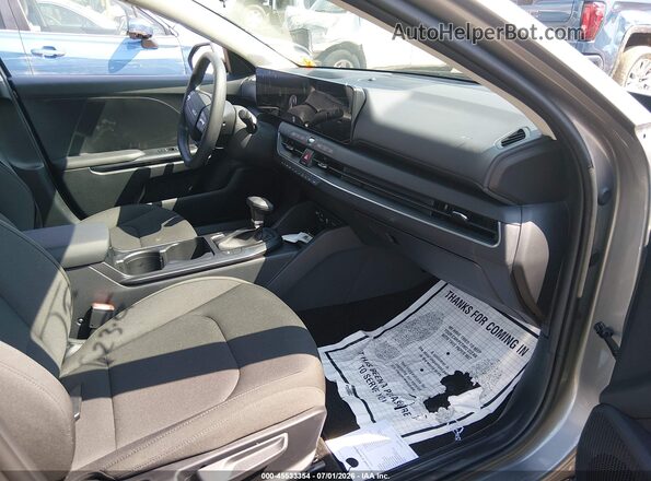 3KPFT4DE4TE332646 2026 KIA K4 Gray Front interior view