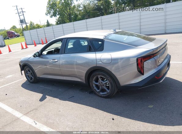 3KPFT4DE4TE332646 2026 KIA K4 Gray 360 interior view