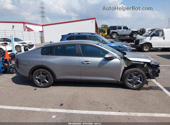 3KPFT4DE4TE332646 2026 KIA K4 Gray Rear interior view