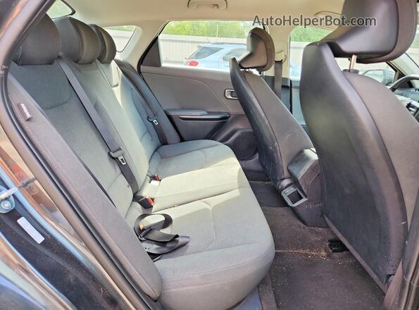 3KPFT4DE5SE021533 2025 KIA K4 Gray Rear seats view