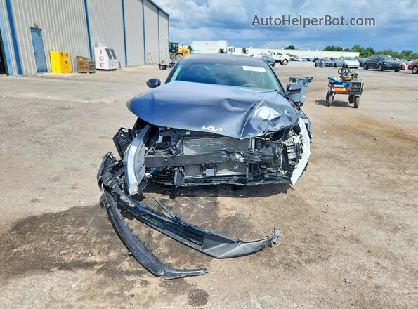 3KPFT4DE5SE084034 2025 KIA K4 Gray Widok z przodu