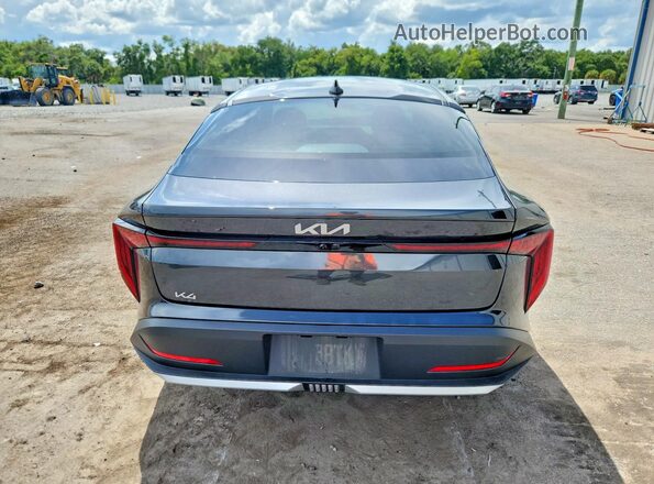 3KPFT4DE5SE084034 2025 KIA K4 Gray Widok z tyłu