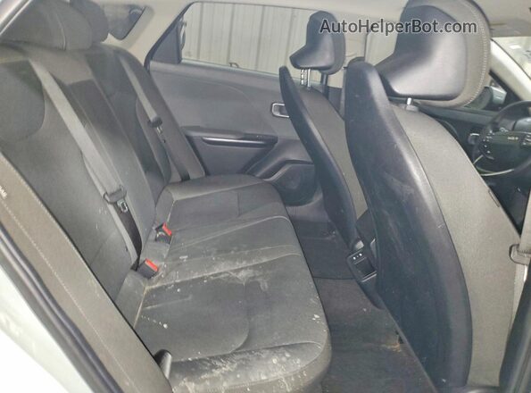 3KPFT4DE5SE117291 2025 KIA K4 Silver Rear seats view