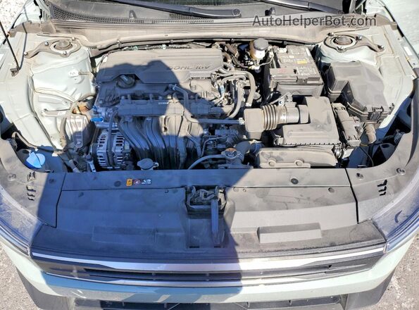 3KPFT4DE5SE155894 2025 KIA K4 Gray Вид задньої частини салону