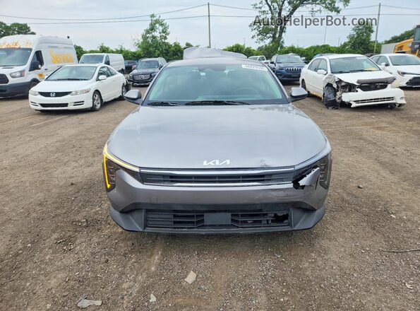 3KPFT4DE5SE205189 2025 KIA K4 Silver წინა ხედი