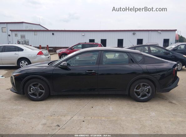 3KPFT4DE5TE286583 2026 KIA K4 Black 360 interior view